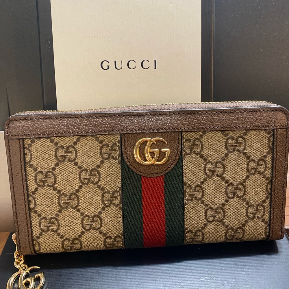 Gucci brown GG Ophidia Women’s Zippy Wallet